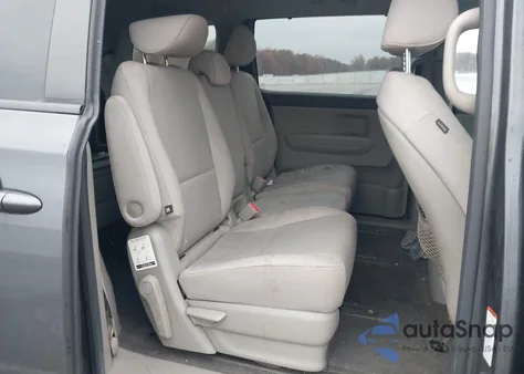 2016 Kia Sedona Lx z USA, uszkodzony, nr VIN KNDMB5C11G6085273